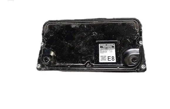 Toyota Yaris XP210 Engine control unit/module 89661-K0082