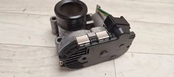 Smart ForTwo I Throttle valve A1601410225 0003094V007 0205003055