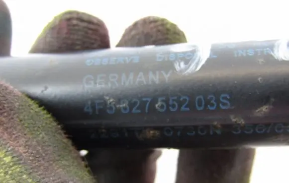 Audi A6 S6 C6 4F Tailgate/trunk strut/damper 4F582755203S