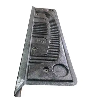 Mitsubishi L200 Tailgate trim 