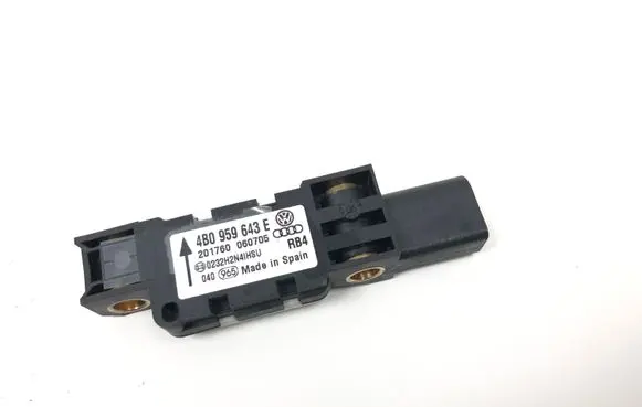 Porsche Cayenne (9PA) Airbag deployment crash/impact sensor 4B0959643E 201760