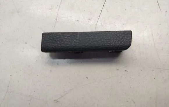 Volkswagen PASSAT B8 Other trunk/boot trim element 3G9863225
