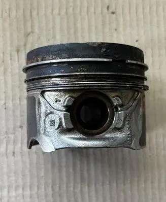 BMW X1 F48 F49 Piston 084NO53BC 084N053BC 084N