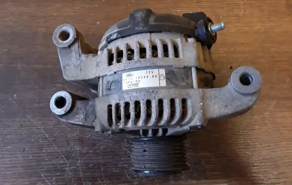 Land Rover Defender Generator/alternator 1042101511 CH1210300BD