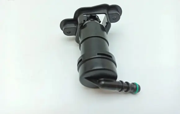 Headlight washer spray nozzle
