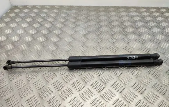 Volkswagen Golf VII Tailgate/trunk strut/damper 5G6827550G