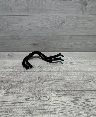 BMW 5 G30 G31 G38 Fuel injector supply line/pipe 8579957