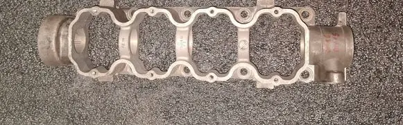 Opel Kadett C Engine head 90180100