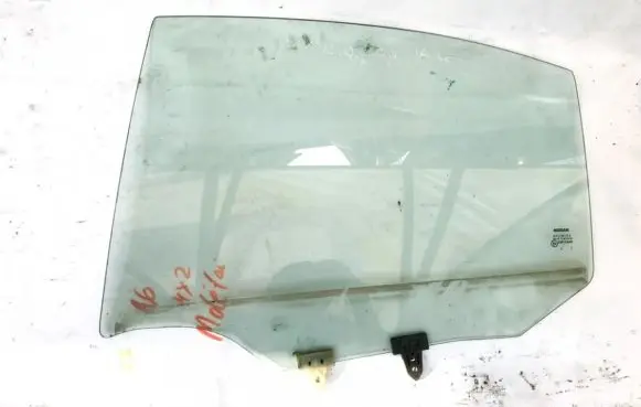 Nissan Primera Rear door window glass