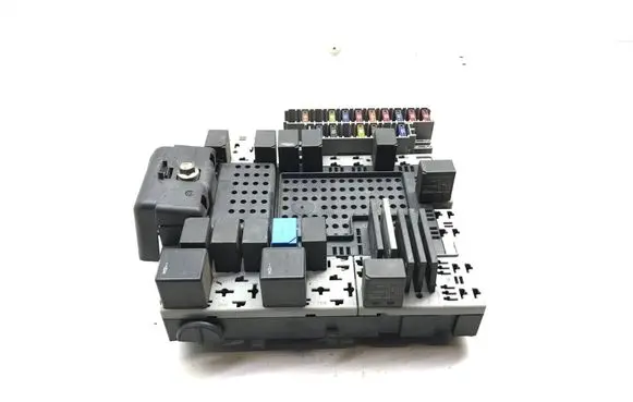Volvo XC90 Fuse box set 08679899 000002235950 08696098