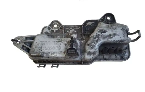 Volvo V70 Vacuum air tank 31339809