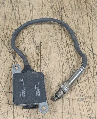 Mercedes-Benz E W213 Lambda probe sensor A0009053009