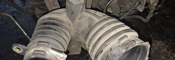 Audi A6 S6 C6 4F Air intake hose/pipe