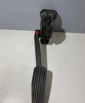 Volvo S80 Accelerator throttle pedal 9472051 A139 00776908