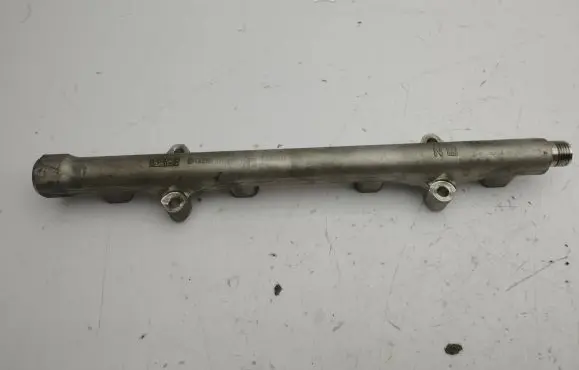 Volkswagen Golf VIII Fuel main line pipe 05E133320B