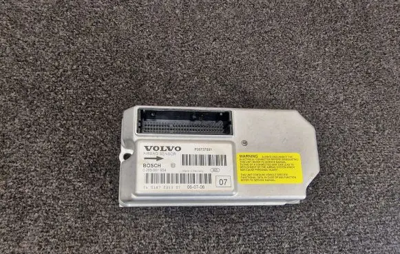Volvo XC90 Airbag control unit/module 30737501