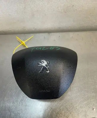Peugeot 2008 I Trunk lid opening control unit 