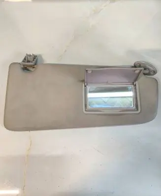 Land Rover Freelander 2 - LR2 Sun visor A104