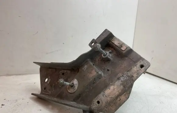 Mercedes-Benz GLC X253 C253 Radiator mount bracket A2536210700