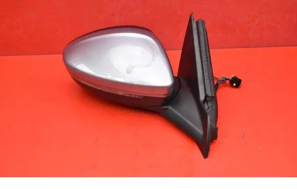 Front door electric wing mirror