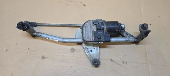 Volkswagen PASSAT B6 Front wiper linkage and motor 3C1955023E A9738881