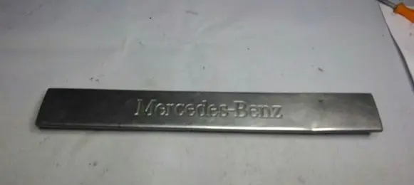Mercedes-Benz ML W163 Rear sill trim cover A1636861620