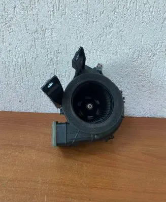 Toyota Corolla E210 E21 Heater fan/blower G923047080 1294
