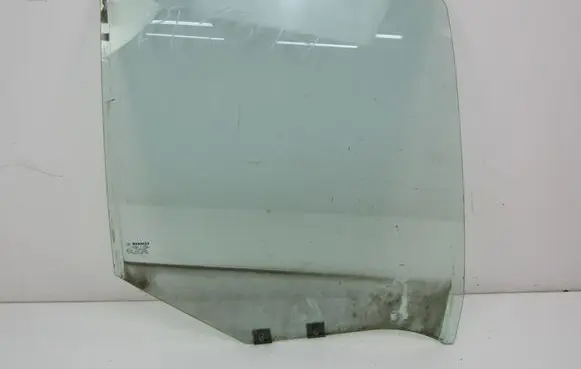 Renault Thalia I Rear door window glass 