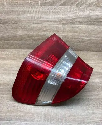 BMW 3 E46 Tailgate rear/tail lights 084441911PF 014441911RX