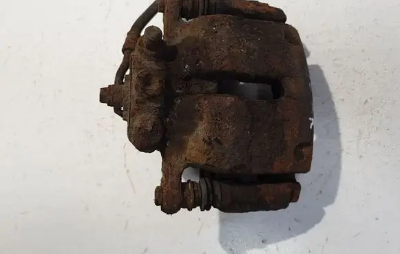 Skoda Fabia Mk2 (5J) Front brake caliper
