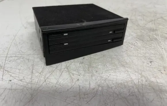 BMW 7 E65 E66 CD/DVD changer 7011621 7017806