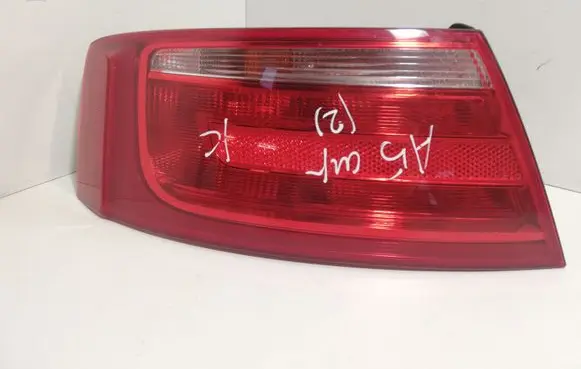 Audi A5 8T 8F Rear/tail lights 8T0945095