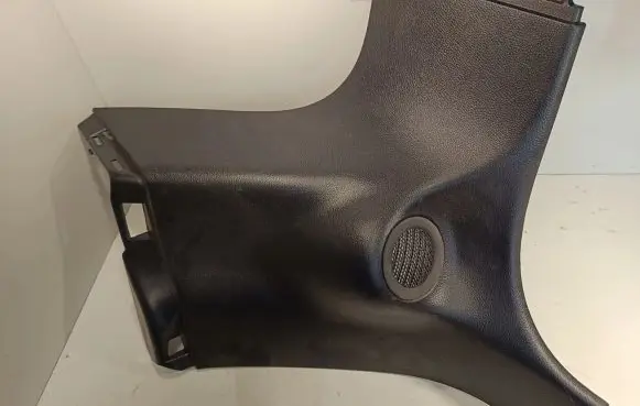Jeep Grand Cherokee (D)pillar trim (top) 1GG61LC5AD