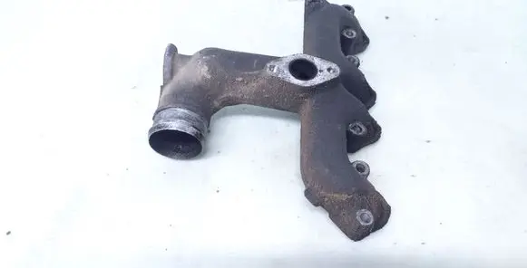 Volkswagen Golf III Intake manifold 028129713J