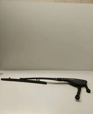 BMW 5 E39 Front wiper blade arm 8209880