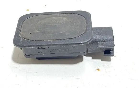 Ford Mondeo MK IV Tailgate/boot open switch button 1L2T14K147