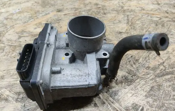 Suzuki Alto Throttle valve 83K0 52306L24 05L18
