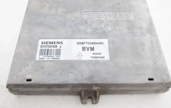 Renault Megane I Engine control unit/module 7700864451 S111730108B 7700874461