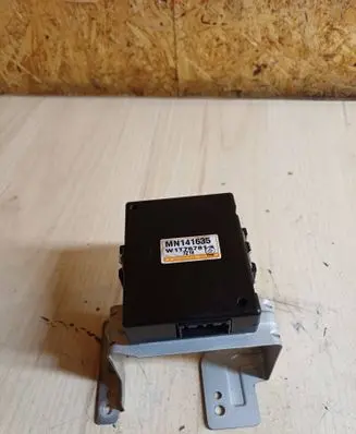 Mitsubishi Outlander Other control units/modules MN141635 7Z18 W1T76781