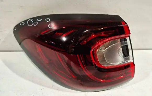 Renault Captur Rear/tail lights 26557349R