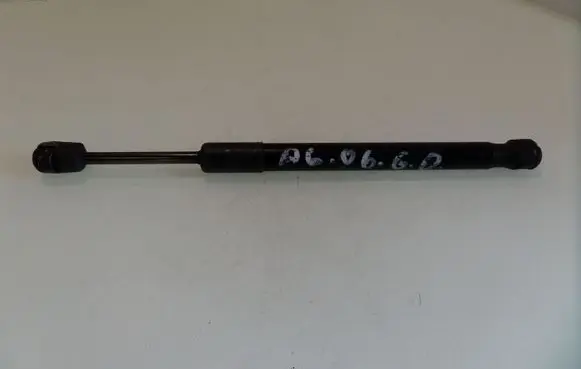 Audi A6 S6 C6 4F Tailgate/trunk strut/damper 4F5827552B