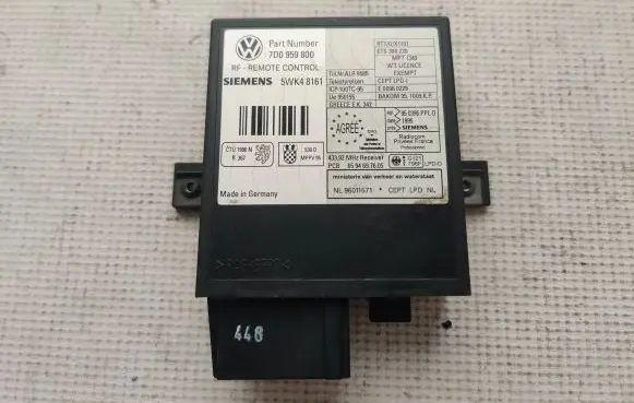 Volkswagen Transporter - Caravelle T4 Door central lock control unit/module 7D0959800 5WK48161