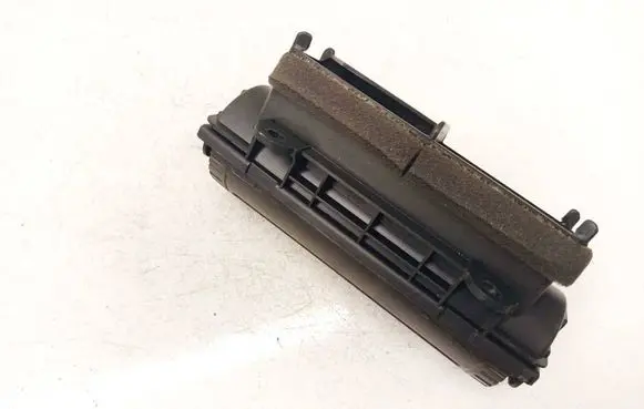 Nissan X-Trail T30 Dash center air vent grill 68755EQ400