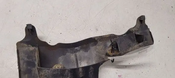 Toyota Avensis T270 Rear mudguard