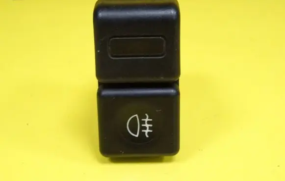 Fog light switch