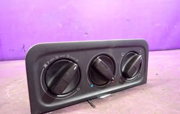 Volkswagen Golf IV Climate control unit 1H0819045C