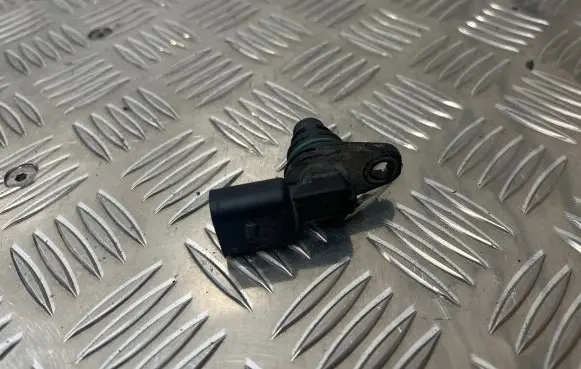 Volkswagen Golf VI Camshaft position sensor 030907601E