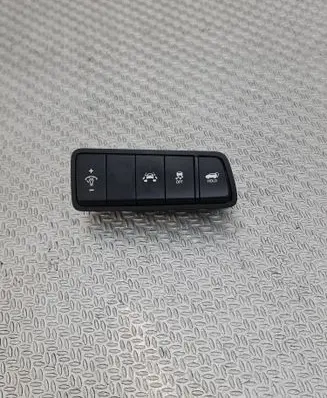 Hyundai Tucson TL Tailgate/boot open switch button 93710D7310TRY 3D11ADB000
