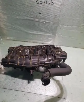 Volkswagen Scirocco Intake manifold 06133185DF