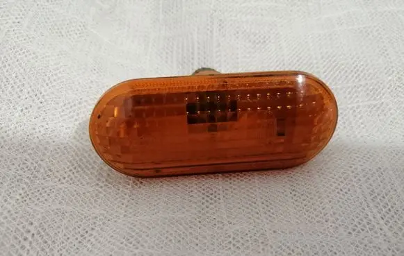 Ford Focus C-MAX Front fender indicator light 2S6A13K354AD